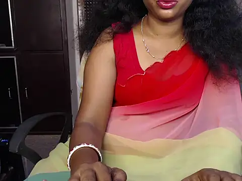 Snapshot of VixenNandhu chatting on 07-24-26, 05:03 VixenNandhu online show from 07-24-26, 05:03