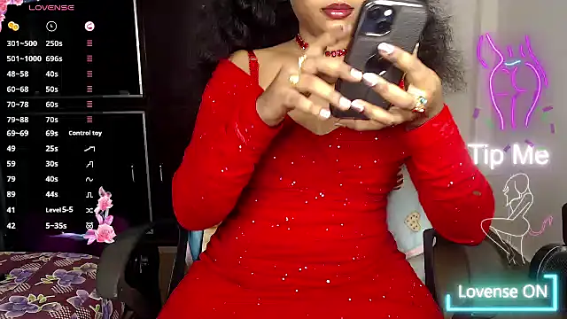 Snapshot of VixenNandhu chatting on 08-05-26, 04:39 VixenNandhu online show from 08-05-26, 04:39