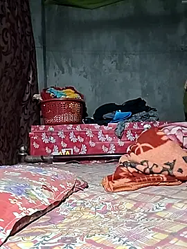 Sweet-runi online show from 04-15-26, 04:22