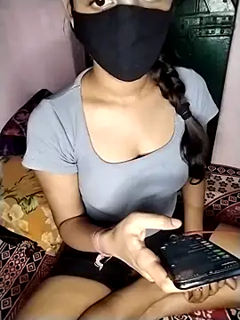 Naina-hott online show from 04-14-26, 06:57