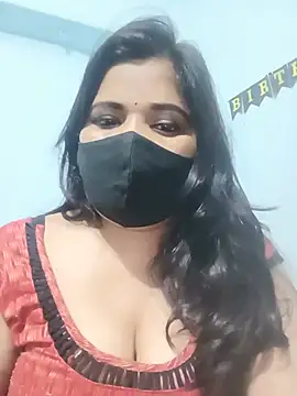 Snapshot of sweetAkhi chatting on 07-08-26, 12:35 sweetAkhi online show from 07-08-26, 12:35