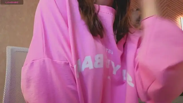  Kiki angel  online show from 04-10-26, 01:23