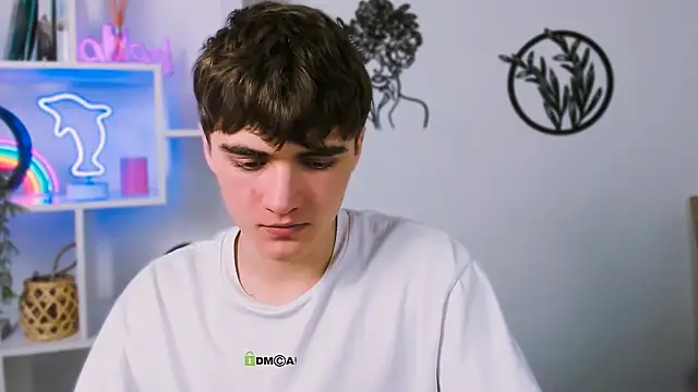 Snapshot of emil_lucky chatting on 02-23-26, 12:28 emil lucky online show from 02-23-26, 12:28