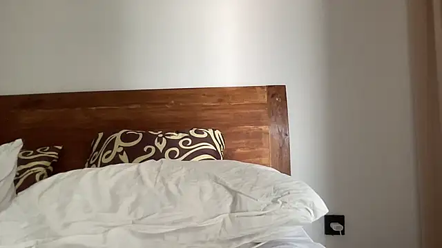 LoveeeeSabrina online show from 03-27-26, 12:30