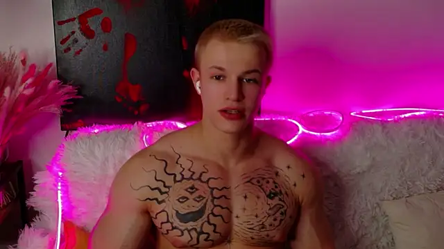 SterlingNoir online show from 02-08-26, 07:22