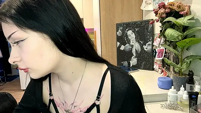 Snapshot of annicefeel chatting on 02-19-26, 02:03 annicefeel online show from 02-19-26, 02:03