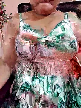 Lovely-Lina7 online show from 05-22-26, 06:50
