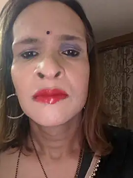 nikitalicious  online show from 02-26-26, 06:08