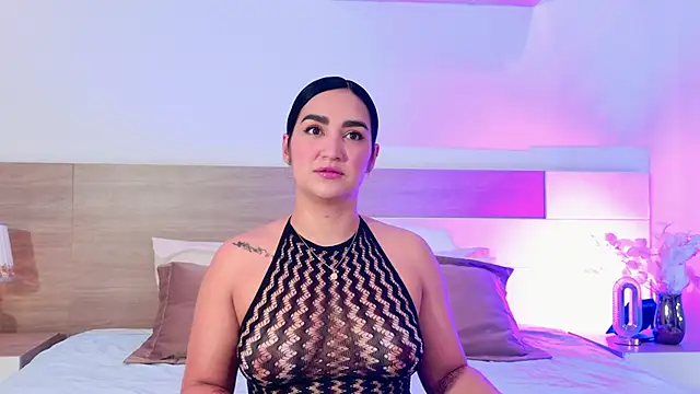 Snapshot of MaraGrief_ chatting on 06-16-26, 11:21 MaraGrief online show from 06-16-26, 11:21