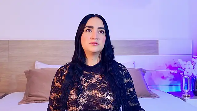 Snapshot of MaraGrief_ chatting on 06-19-26, 11:27 MaraGrief online show from 06-19-26, 11:27