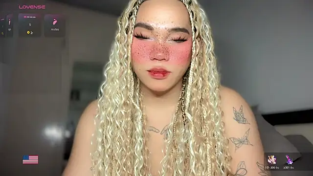 Kelly Mckinney online show from 04-25-26, 01:52