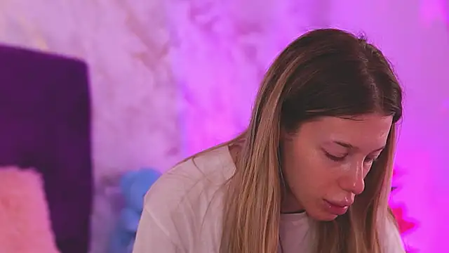 EllinaNuria online show from 02-23-26, 04:03