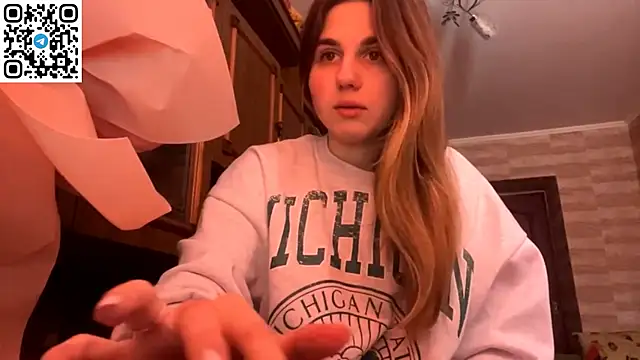 Snapshot of LovelySilk_63 chatting on 02-18-26, 09:28 LovelySilk 63 online show from 02-18-26, 09:28