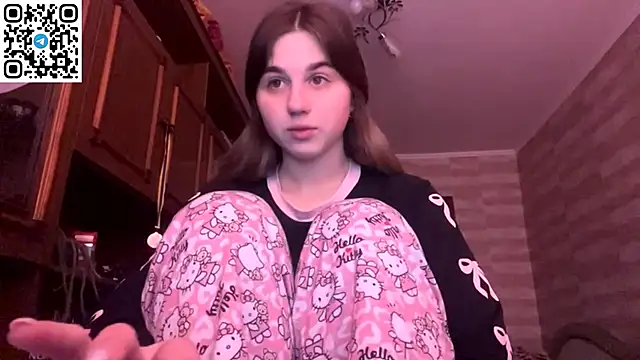 Snapshot of LovelySilk_63 chatting on 02-19-26, 08:33 LovelySilk 63 online show from 02-19-26, 08:33