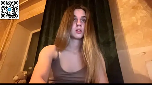 Snapshot of LovelySilk_63 chatting on 05-26-26, 07:12 LovelySilk 63 online show from 05-26-26, 07:12