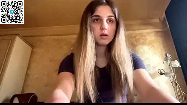 Snapshot of LovelySilk_63 chatting on 03-27-26, 10:05 LovelySilk 63 online show from 03-27-26, 10:05