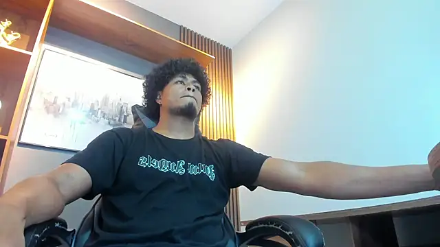 Kai Moreno online show from 02-12-26, 08:30