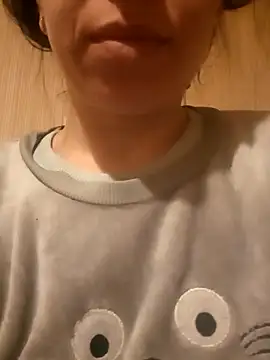 Snapshot of Alinamiss120 chatting on 02-05-26, 04:03 Alinamiss120 online show from 02-05-26, 04:03