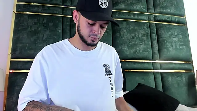 GaelyCoral online show from 04-19-26, 12:17