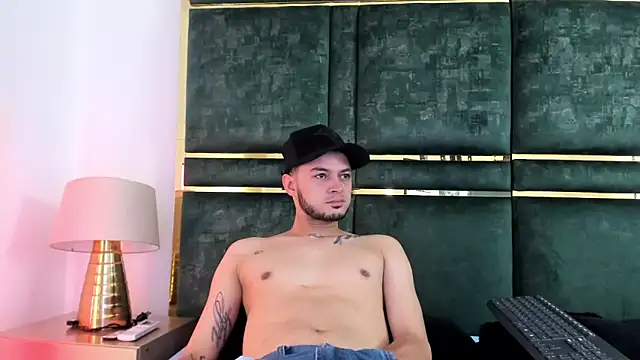 GaelyCoral online show from 03-24-26, 11:21