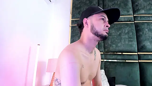 GaelyCoral online show from 04-13-26, 01:48