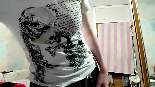 TiaBIanks online show from 03-21-26, 12:34