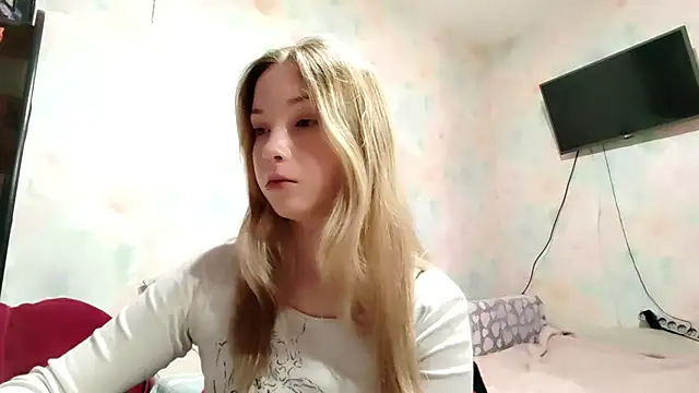 TiaBIanks online show from 03-14-26, 01:22