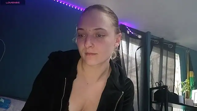 JadeAlexis403 online show from 04-03-26, 06:14