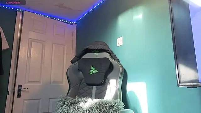 JadeAlexis403 online show from 03-28-26, 04:41