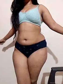 Snapshot of Wow_nikita chatting on 04-15-26, 05:39 Wow nikita online show from 04-15-26, 05:39