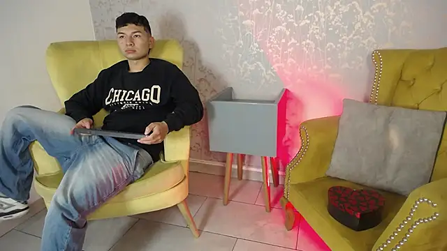 Snapshot of Liam_Sean chatting on 02-28-26, 12:16 Liam Sean online show from 02-28-26, 12:16