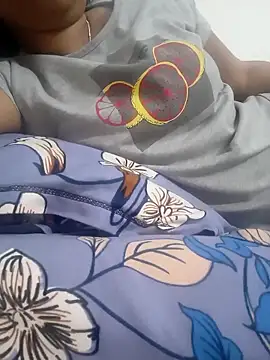 Snapshot of Fantasy_Queen94 chatting on 02-09-26, 04:38 Fantasy Queen94 online show from 02-09-26, 04:38