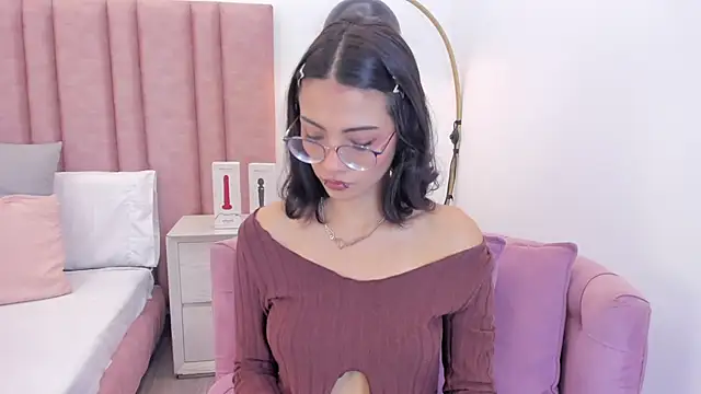 im lily  online show from 03-08-26, 01:03