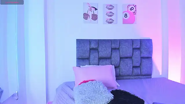 Madison Rosee online show from 03-18-26, 01:57