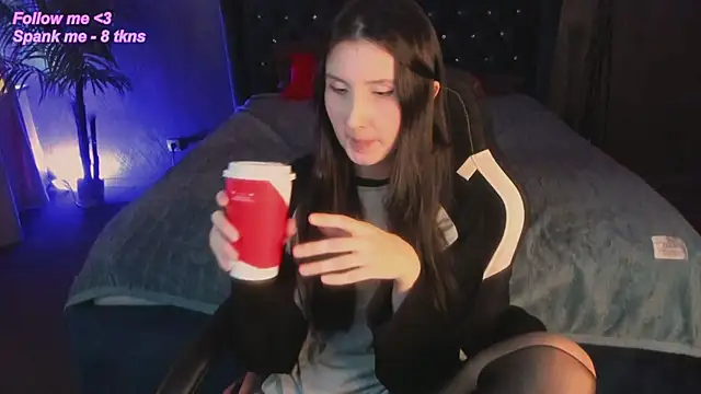 Snapshot of avrora_shy_ chatting on 03-03-26, 12:34 avrora shy online show from 03-03-26, 12:34