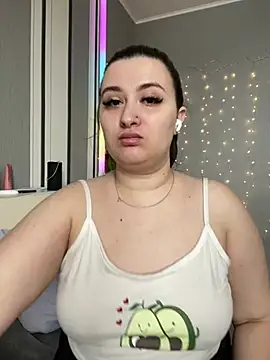 lipsi vikki online show from 02-25-26, 07:41