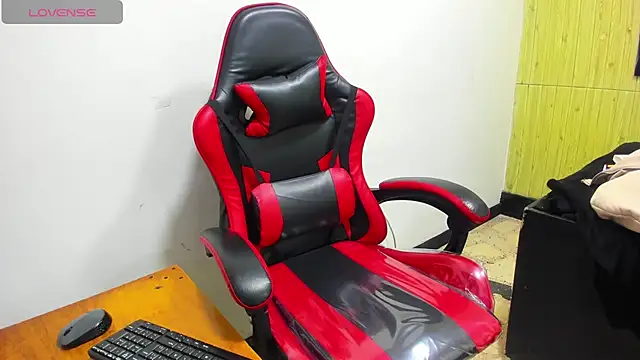 peachy hot online show from 04-05-26, 04:41