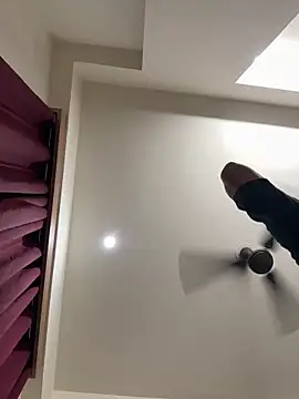 raavigirl online show from 04-03-26, 08:37