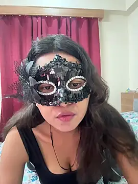 Snapshot of raavigirl chatting on 04-18-26, 10:28 raavigirl online show from 04-18-26, 10:28