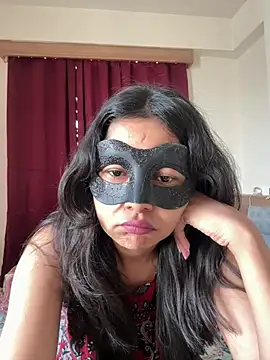 raavigirl online show from 04-17-26, 05:43