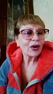 SophieBurns online show from 04-17-26, 11:02