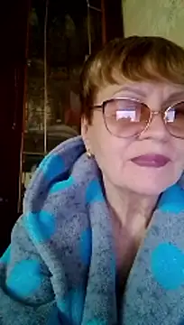 SophieBurns online show from 04-12-26, 09:45