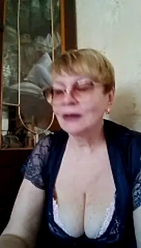 SophieBurns online show from 06-29-26, 10:15