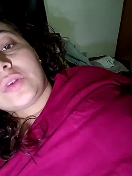 Snapshot of MajoArias chatting on 02-27-26, 02:45 MajoArias online show from 02-27-26, 02:45