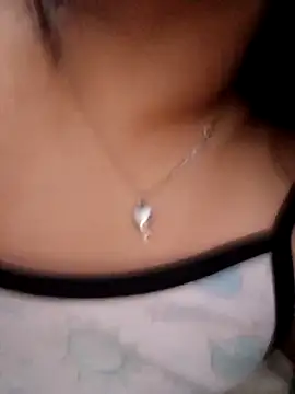 MajoArias online show from 04-02-26, 06:31