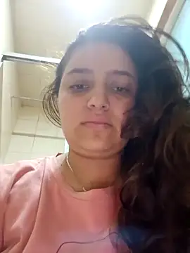 MajoArias online show from 03-15-26, 05:53