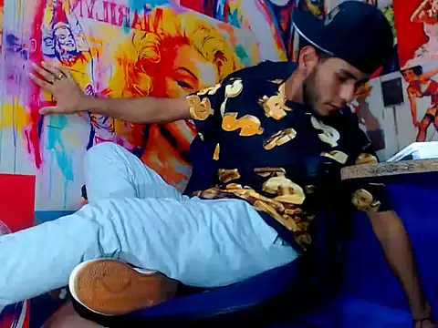 warmNoah online show from 04-07-26, 06:10