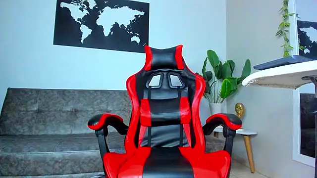 Snapshot of Alessrose chatting on 02-24-26, 07:37 Alessrose online show from 02-24-26, 07:37