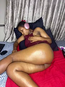 Snapshot of applebae chatting on 04-22-26, 06:42 applebae online show from 04-22-26, 06:42