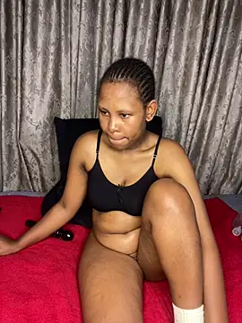 Snapshot of applebae chatting on 05-18-26, 06:51 applebae online show from 05-18-26, 06:51